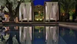 La piscine de l'hôtel La Dimora à Saint-Florent, Corse